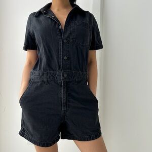 Levi’s Black Short Sleeve Romper - Medium